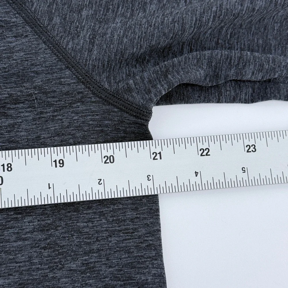 Under Armour 1/2 Zip Pullover Shirt Men's M‎ Heatgear Loose Fit  Charcoal Gray